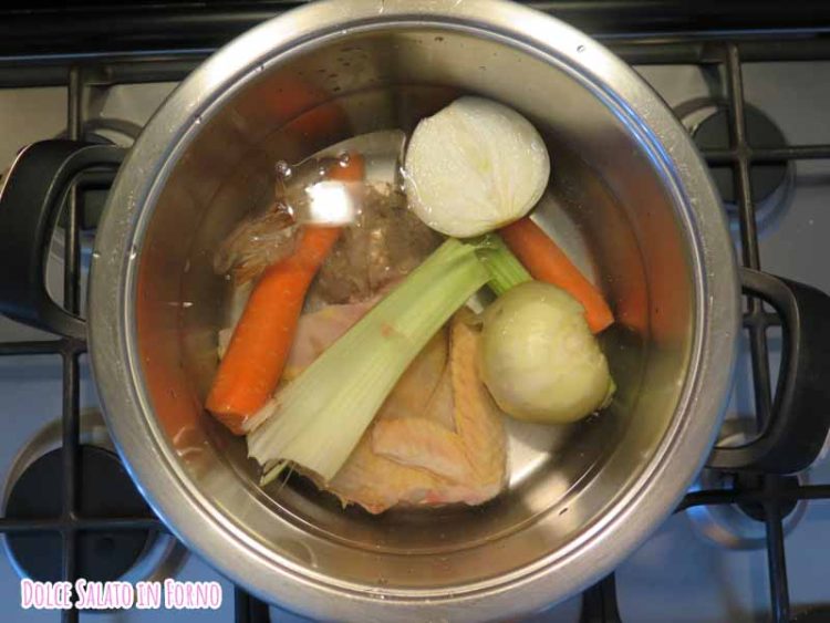Brodo pollo