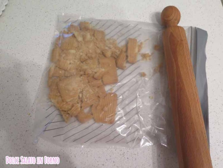 trita biscotti secchi