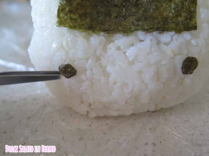 onigiri a forma di gatto