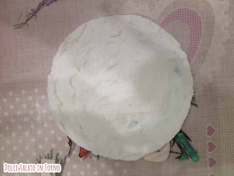 decorazione Sailor Pluto con la panna