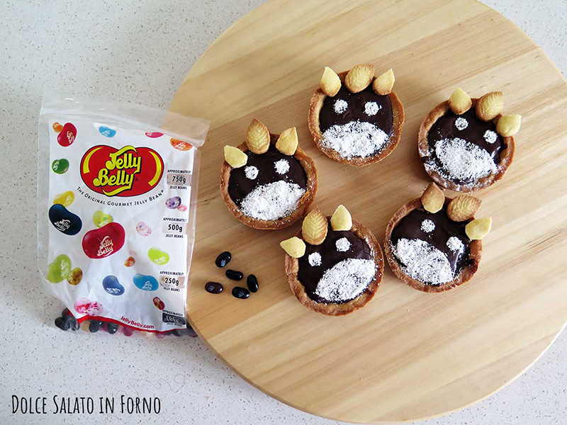 decorare crostatine Totoro con Jelly Beans