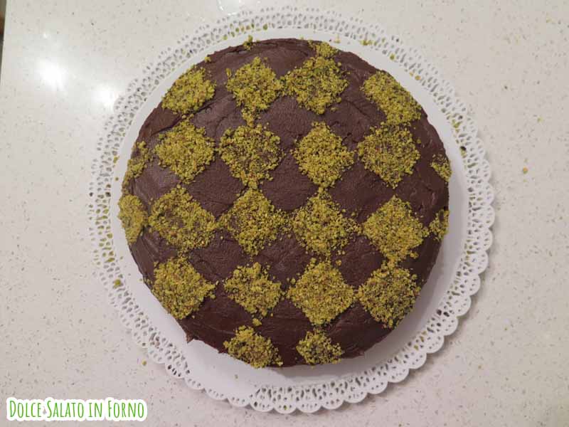 Torta a scacchi pistacchio e cioccolato