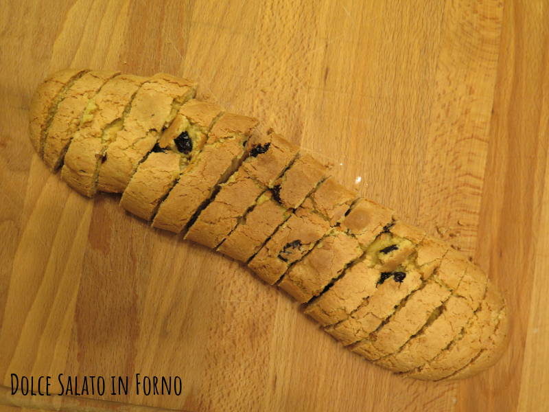Filone cantucci tagliato