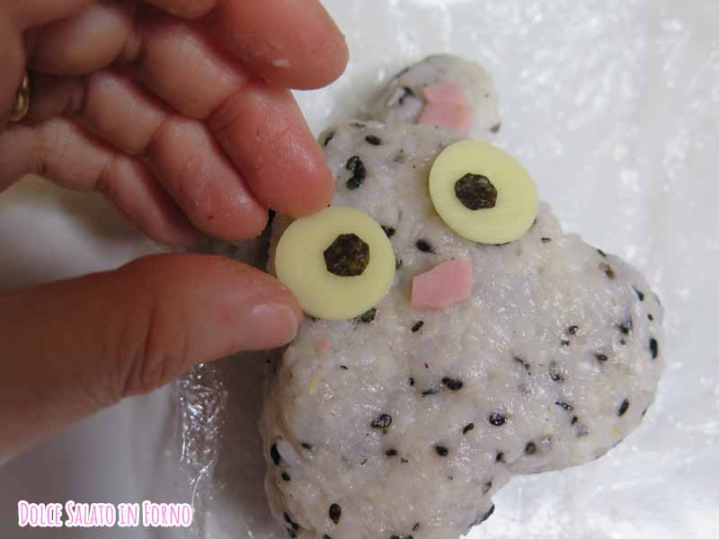 Onigiri a forma di Bo versione topo della città incantata