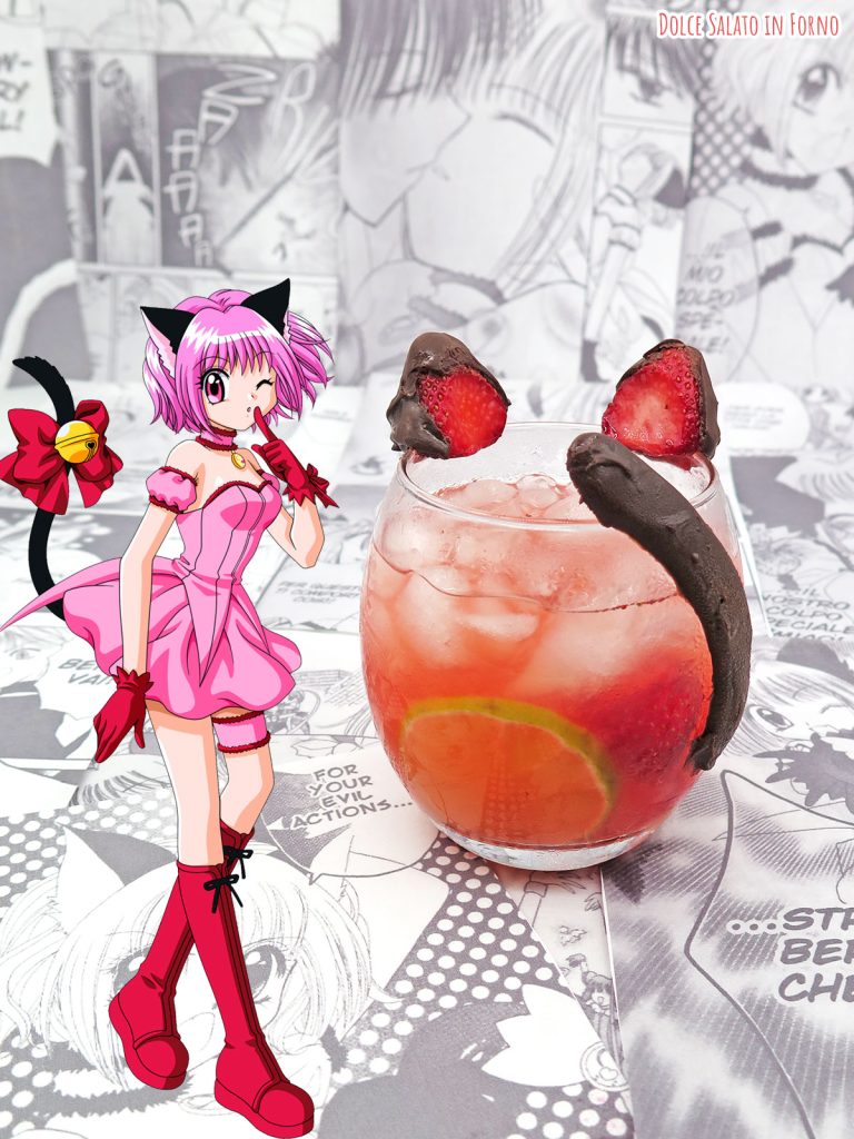Cocktail analcolico alla fragola, arancia e lime di Mew Ichigo