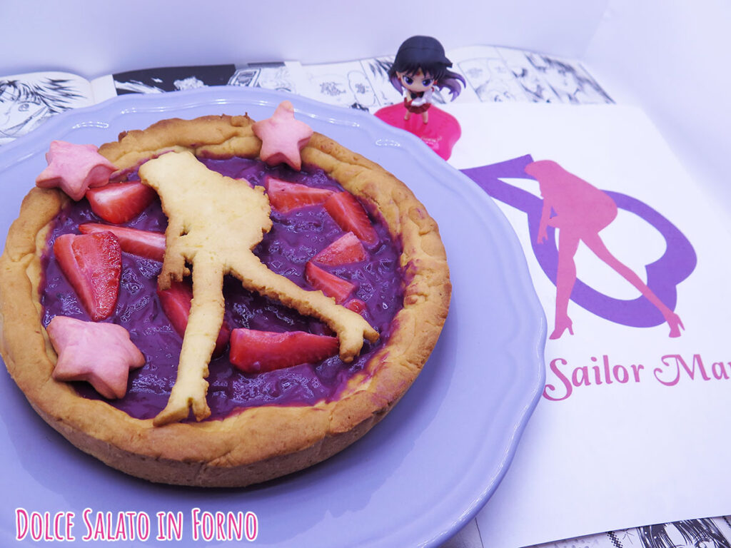 Crostata di Sailor Mars alla crema ai frutti di bosco senza uova e fragole