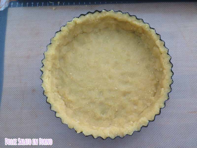 crostata senza glutine alla farina di riso, mais e mandorle