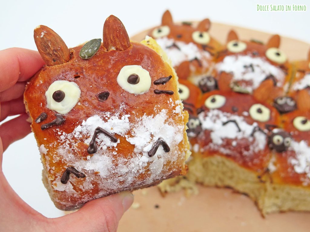 Danubio di panbrioche a forma di Totoro