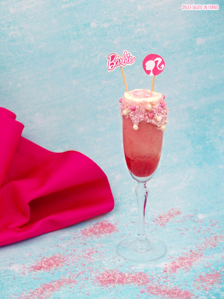 drink analcolico alla pesca e fragola di Barbie