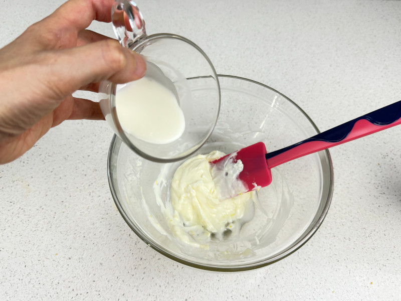 unisci composto panna e gelatina