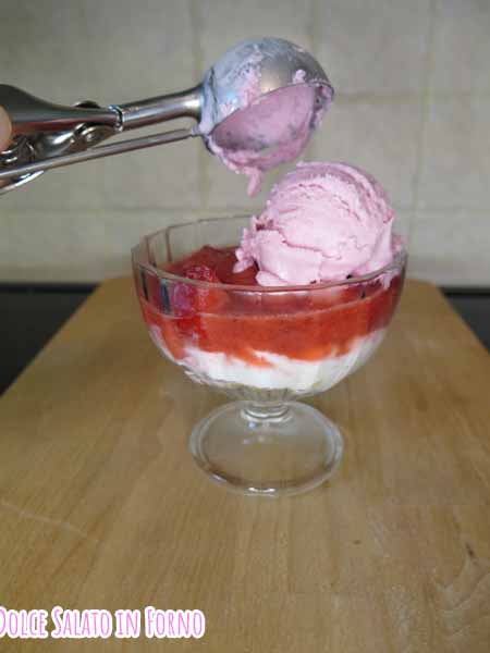 gelato alla fragola