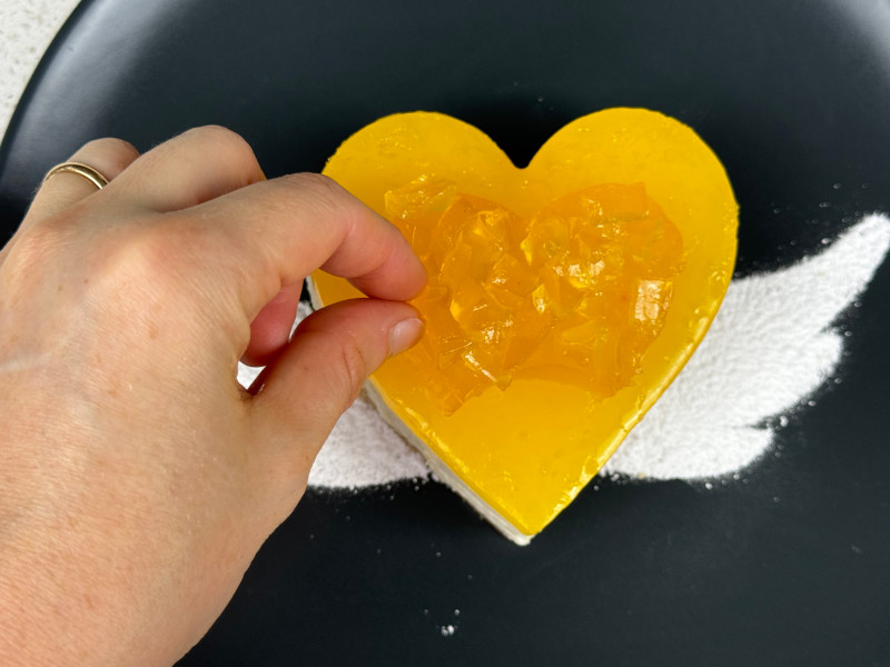 Cheesecake a forma di cuore all'arancia e limone di Sailor Moon