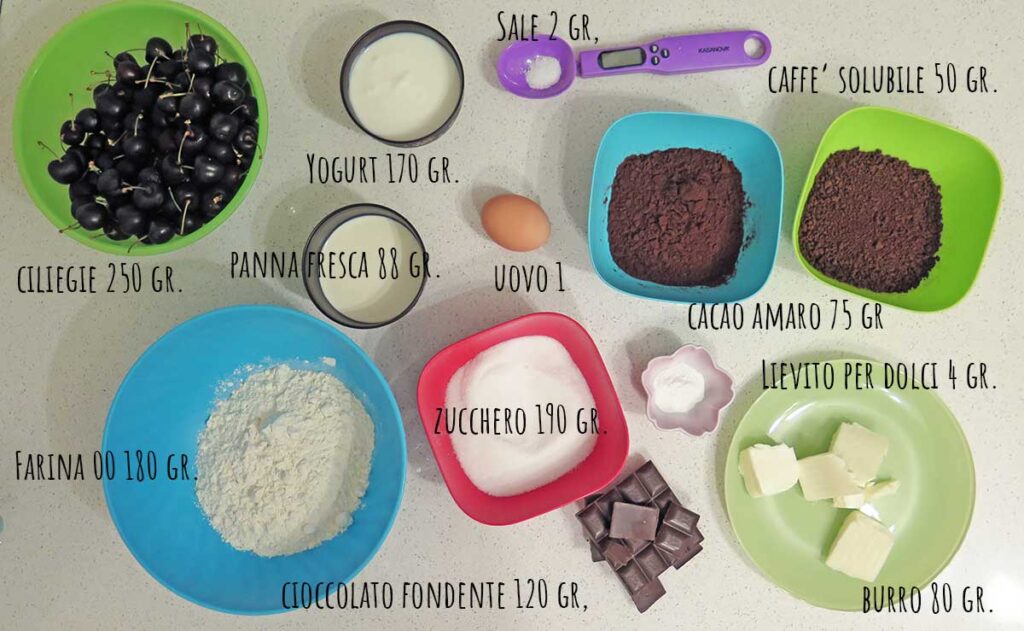 Ingredienti torta cioccolato caffè e ciliegie