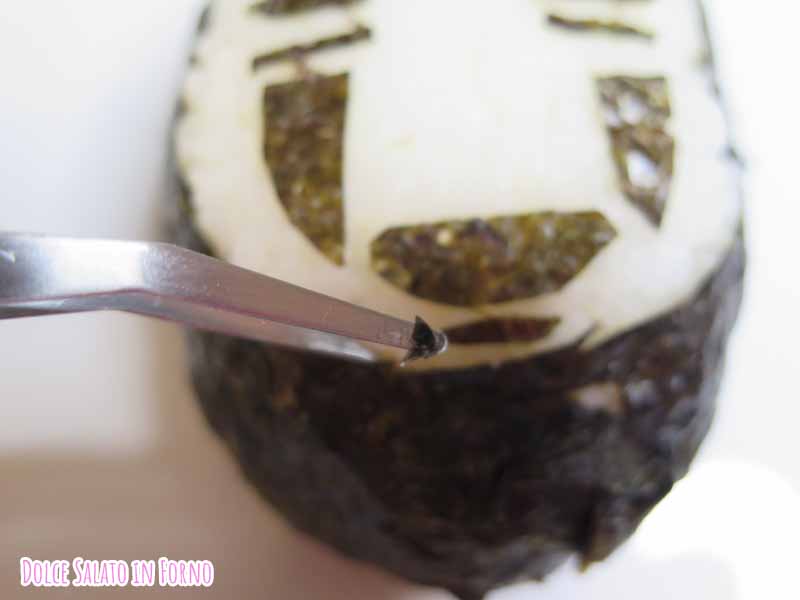 onigiri a forma di Kaonashi