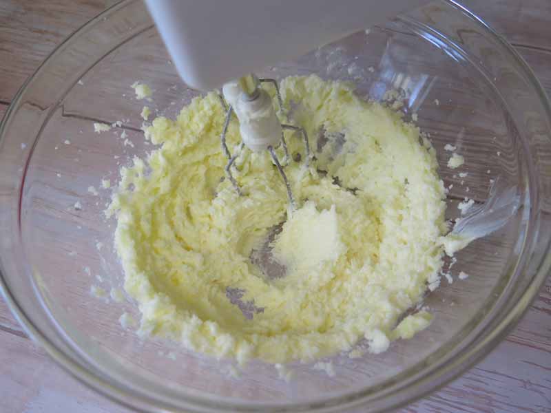Monta burro e zucchero