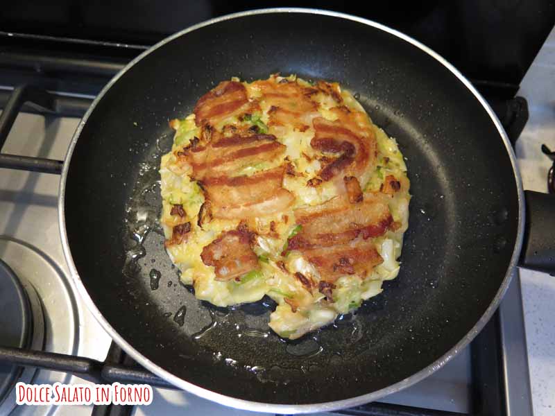 Okonomiyaki pancetta di maiale