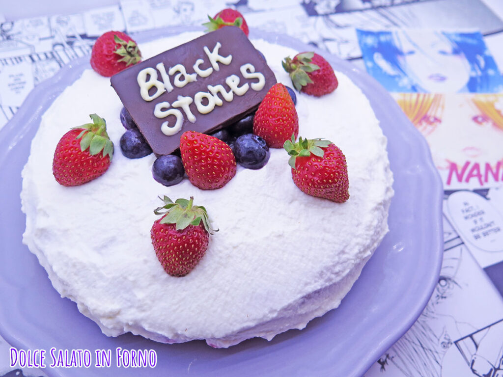 Shortcake giapponese fragole mirtilli Nana Black Stones