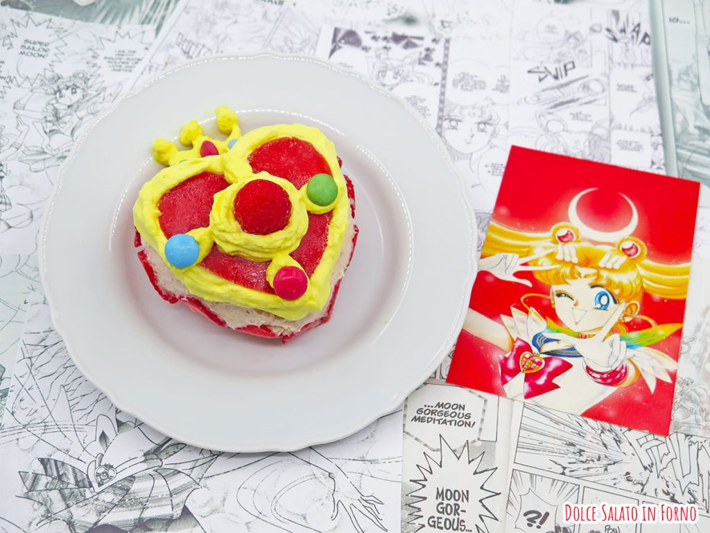 Torta fragole cristallo del cuore di Sailor Moon