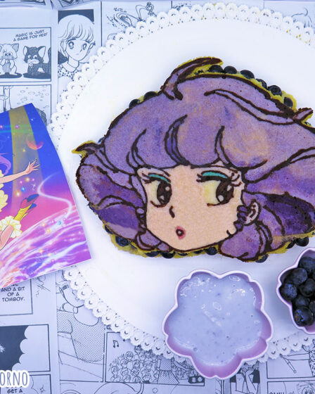 torta ai mirtilli e crema pasticcera a forma de l'incantevole Creamy Mami
